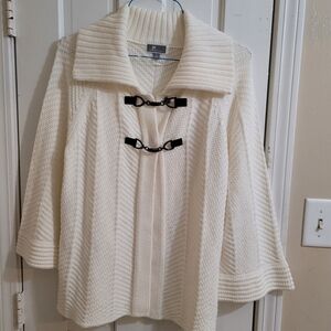 JM collection Cardigan with buckle detail. Off White size L